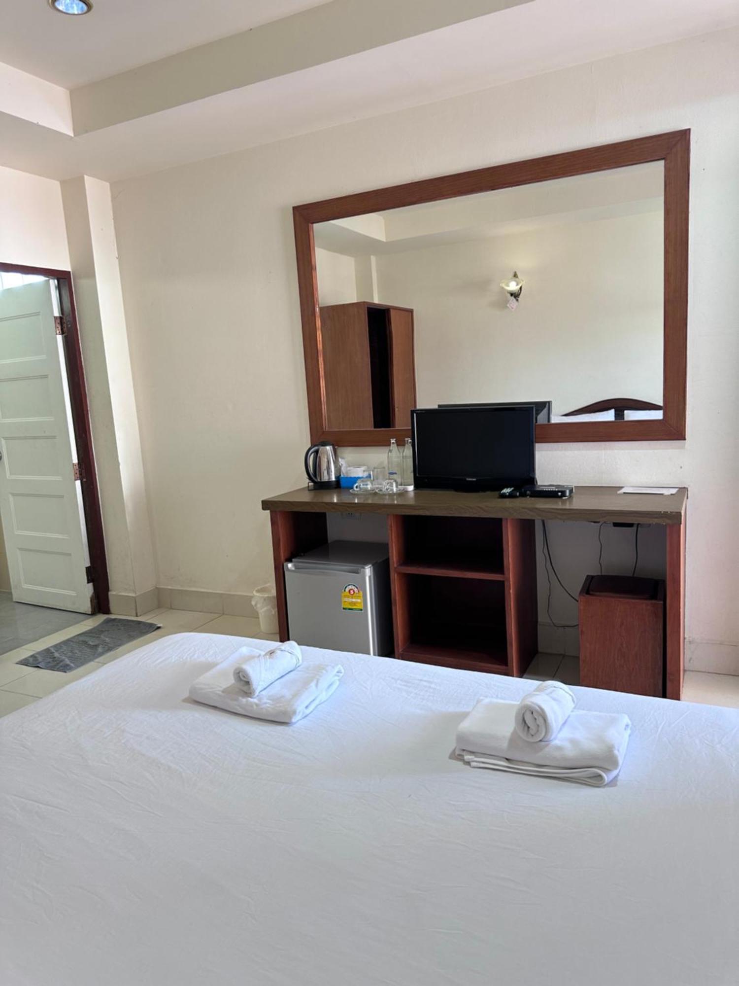 Phurafah Place Hotel โรงแรมภูระฟ้า เพลส Nan Exteriör bild