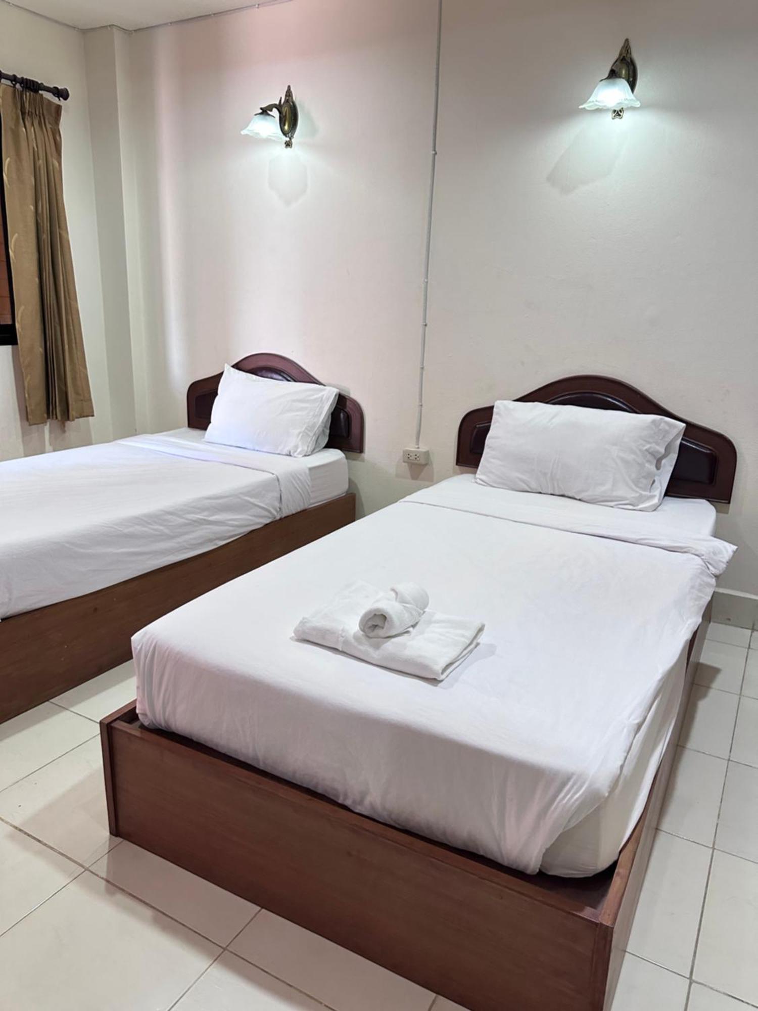 Phurafah Place Hotel โรงแรมภูระฟ้า เพลส Nan Exteriör bild